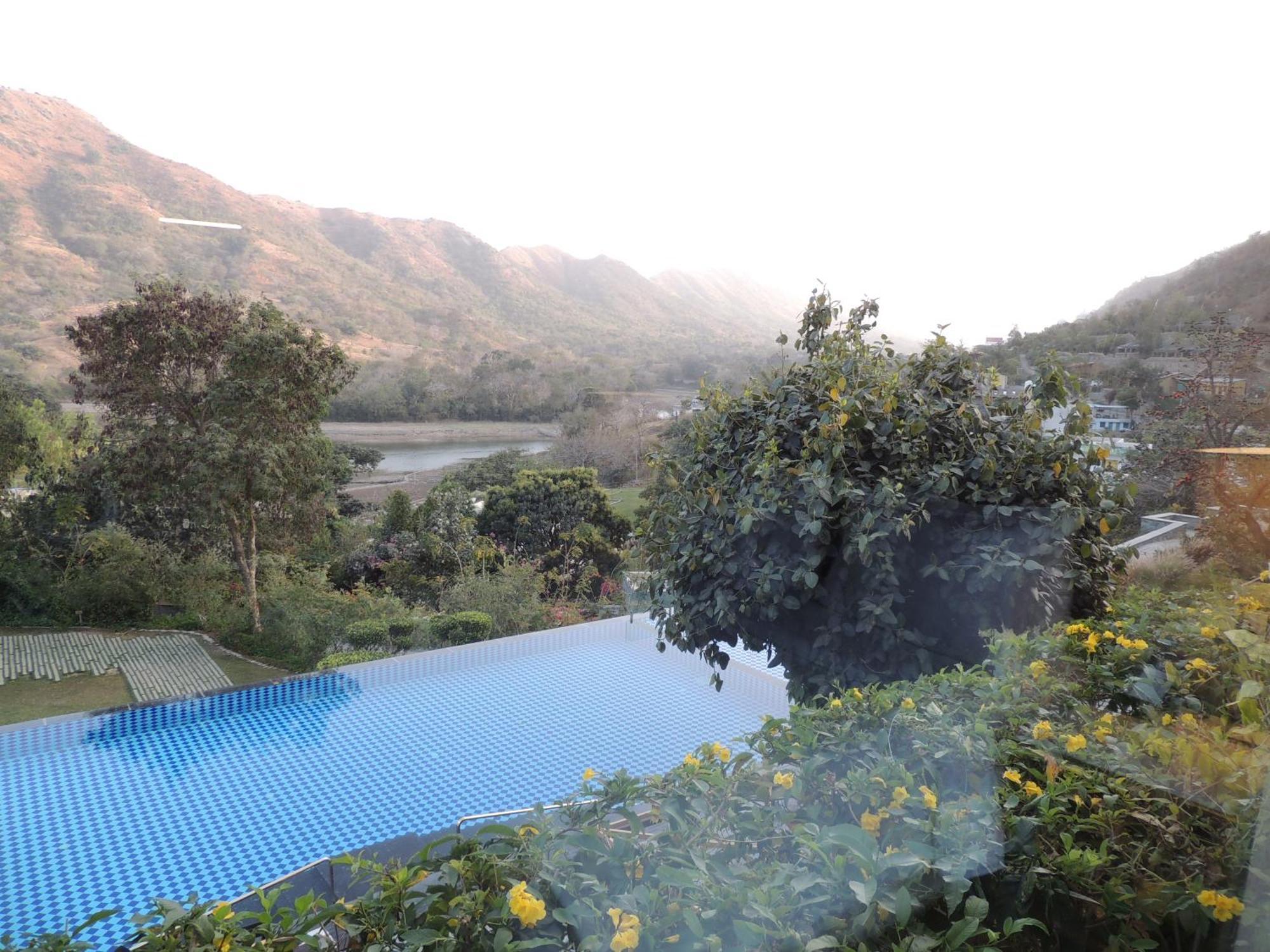 Radisson Blu Resort 贡珀尔格尔 外观 照片